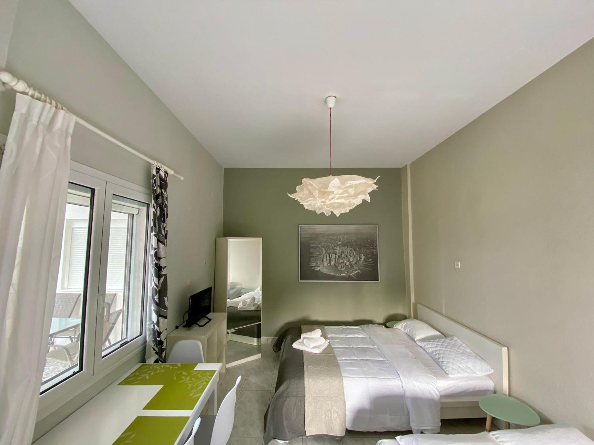 Venice Studios & Apartments Sztavrósz Kültér fotó